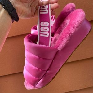 UGG FLUFF YEAH SLIPPERS
